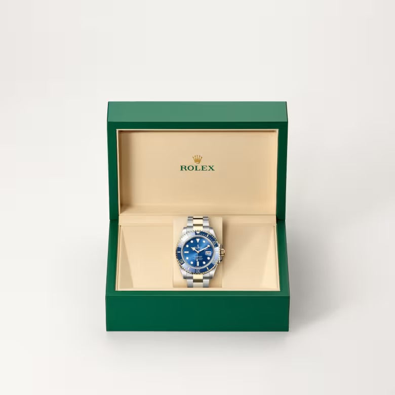 Rolex Submariner Date